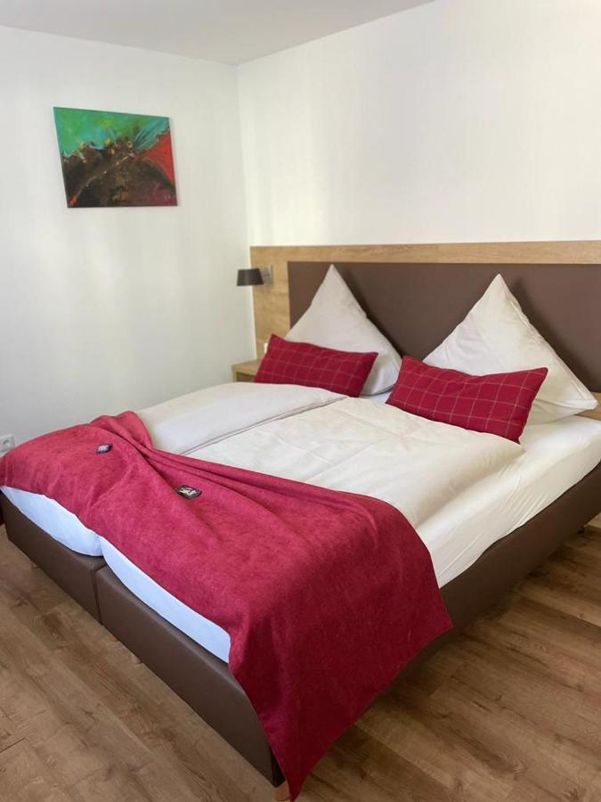 Landgasthaus Zur Linde Pleiskirchen Exteriér fotografie